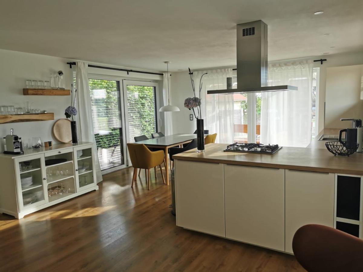Modernes Ferienhaus Im Schwarzwald Freiamt Exteriör bild